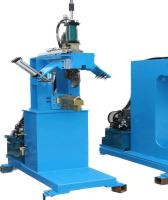 Machine de pressage multifonctionnelle pour les éviers de cuisine en acier inoxydable