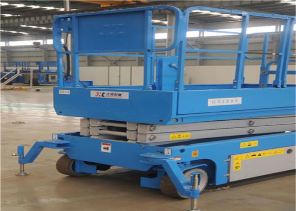 Automotiv Self Propelled Scissor Lift Zero Inside Turning Radius Small Size