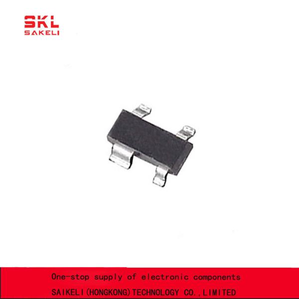 ADM811LARTZ-REEL7  Semiconductor IC Chip Ultra-Low Power 3.0V 5-Pin SOT23 High-Speed LDO Regulator IC