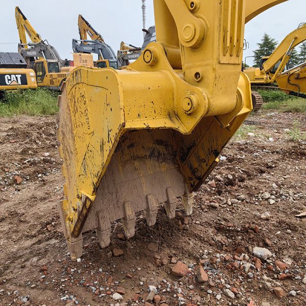 Used large size Komatsu PC350-7 Excavator 1.4m³ Capacity Bucket Quality Guaranteed