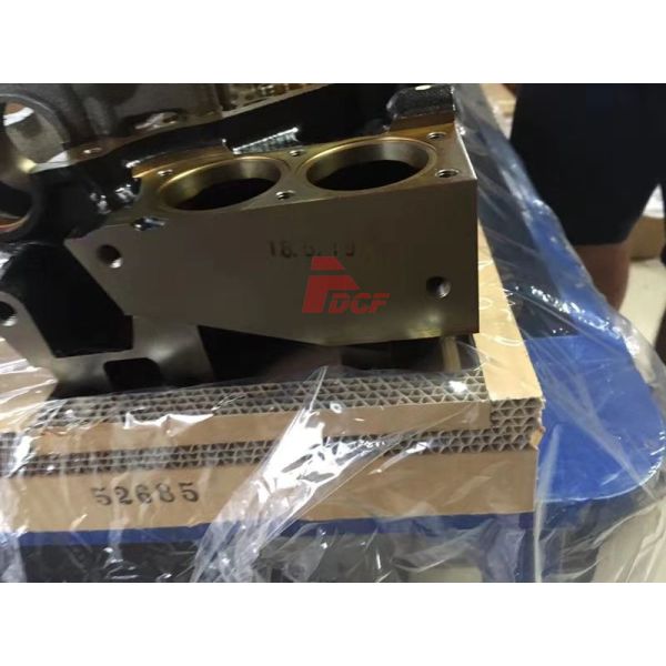 6HK1 Electronic Injecton Cylinder Head 8 - 98180566 - 0 For Excavator Spare Parts