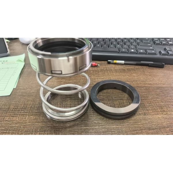 Mechanical Seal R-T1 with TC/TC Interface, VITON Secondary Seal, and SUS304/316 Spring Components for Industrial Pumps