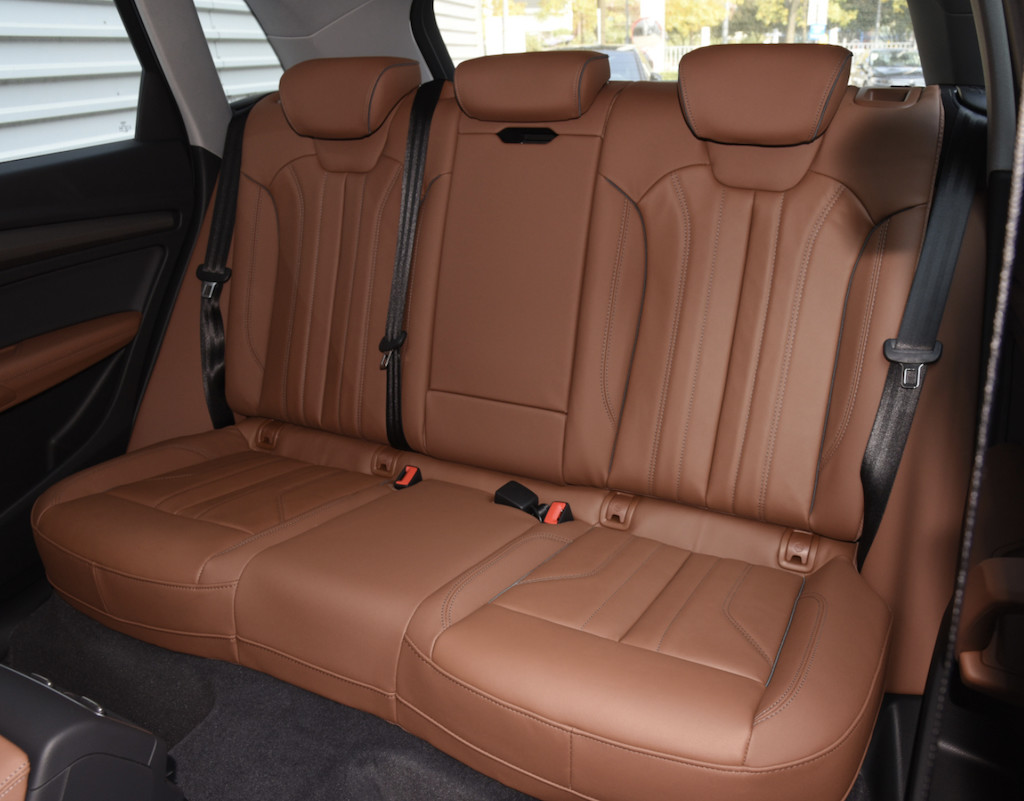 Версия корабли среднего SUV моды 40T Audi Q5L 2022 используемые/новые