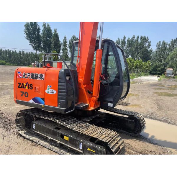 Zx70 Old Hitachi Mini Excavator Mini Hydraulic Excavator Construction Equipment