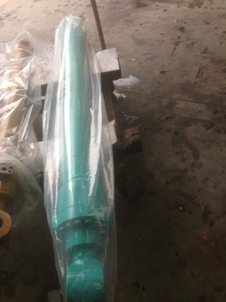 LC01V00055F1   sk350 bucket hydraulic cylinder tie rod hydraulic cylinder industrial cylinders weld cylinders