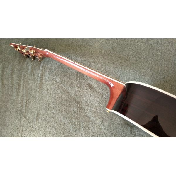 Guitar Factory Customization Acoustic Guitar Vintage Top AAA Sitka Solid Spruce Body Guitar with Fishman pickups