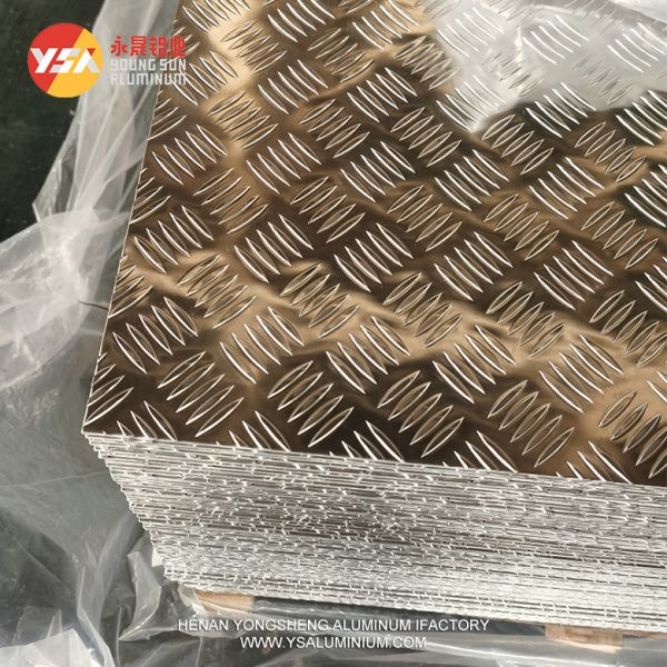 Чекированная плитка Алюминиевая плитка Цена 1000 3000 5000 Серия Алюминиевая алмазная плитка