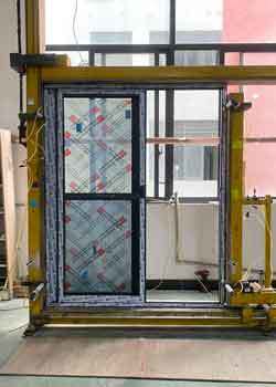 Australian Standard Sliding Glass Door with Double-layer Tempered Glass and Built-In Insect Screen