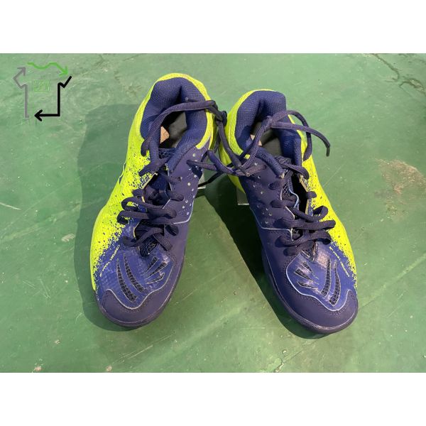 Breathable Mix Size Used Football Shoes Women Second Hand Branded Shoes