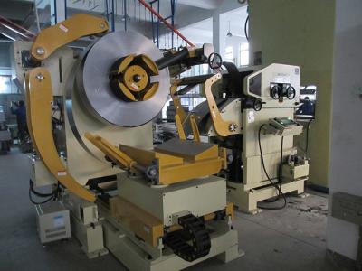 Tira do alimentador de folha do metal do NC que processa carimbando o equipamento da automatização