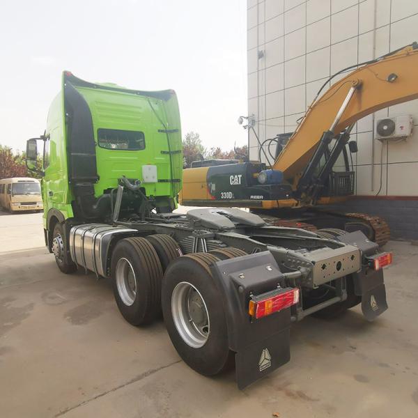 Used HOWO Sinotruk Tractor Truck T7H 540HP 6X4 with Multimedia System Manual Window