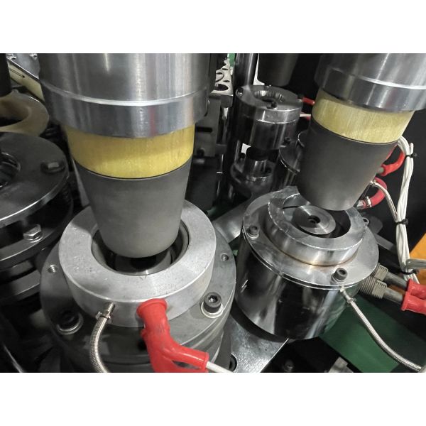 машина 6KW горячего холодного напитка 65-85pcs/Min бумажная стеклянная делая устранимая машина чашки