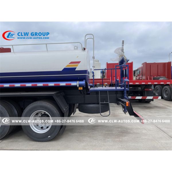 FAW 6x4 Type Water Sprinkler Truck Watering Cart 20000liters 20tons