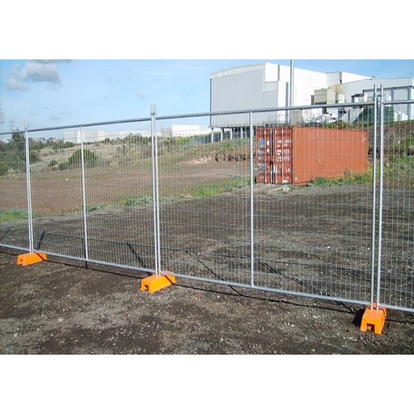 Weather‑All‑Season Temp Construction Fence For Year‑Round Building Jobs