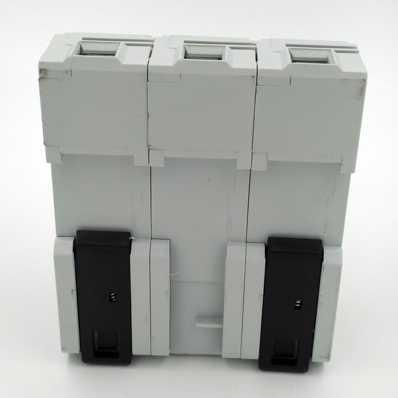High Thermal Breaking Capacity 690V 3P Cylindrical Fuse Base 125A RT18-125X Low Voltage Thermal Fuse Holder 22*58 Fuse Link