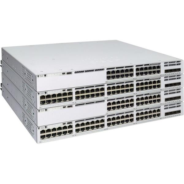 C9300 スイッチ ポート ≥ 48 プライベート モールド NO