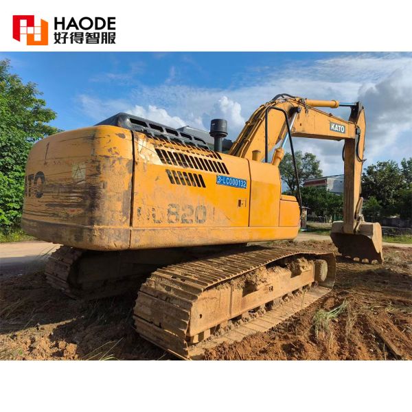 Подержанный экскаватор Kato HD820-R5 в отличном состоянии с двигателем MITSUBISHI 4M50TL