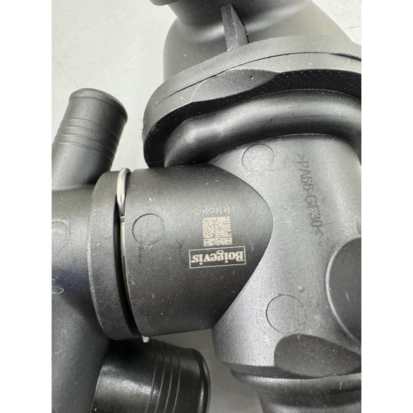 High-quality thermostat assembly LR105975 LR073694 JDE40346 suitable for diesel 2.0T cooling system accessories engine coolant thermostat LD13668