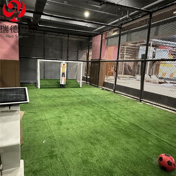 High Quality Court Equipment Indoor Soccer Goalkeeper Simulator