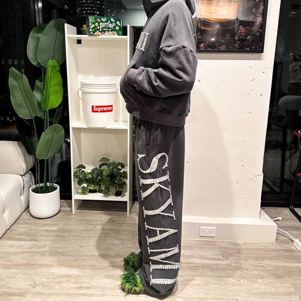 Costume sur mesure Sweat Suit Rhinestone Tracksuit Fermeture à glissière Hoodies Vêtements de rue Sacs empilés Flared Sweatpants Hoodie et Sweatpants Ensemble Hommes