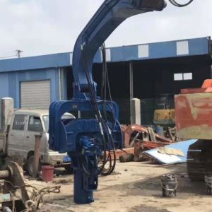 La machine photovoltaïque de bélier de série, excavatrice a monté le bélier de feuille