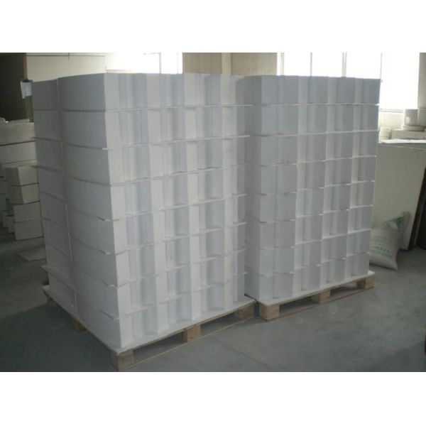 Нагнетательные печи Применение Алюминиевый пузырь кирпич 0,2-3 мм для легкого веса корунда огненный кирпич