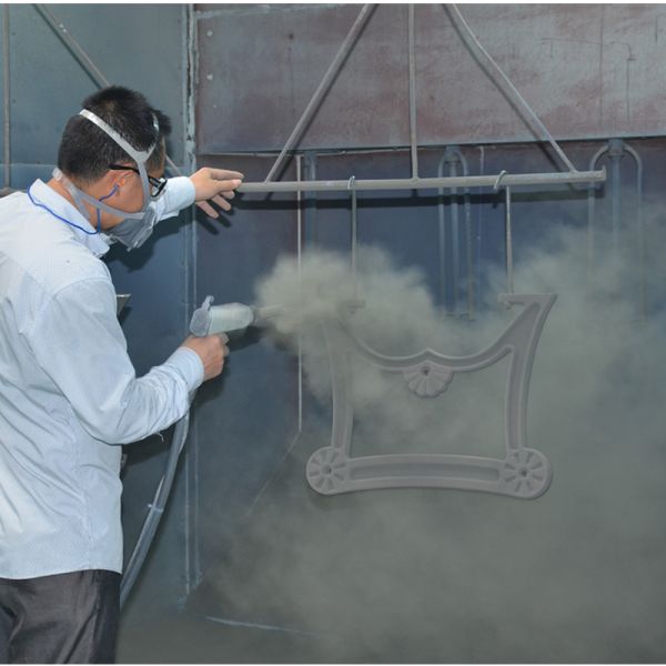 Деревянная скамейка из пластика для отдыха, скамейка для сада с двумя разделителями.