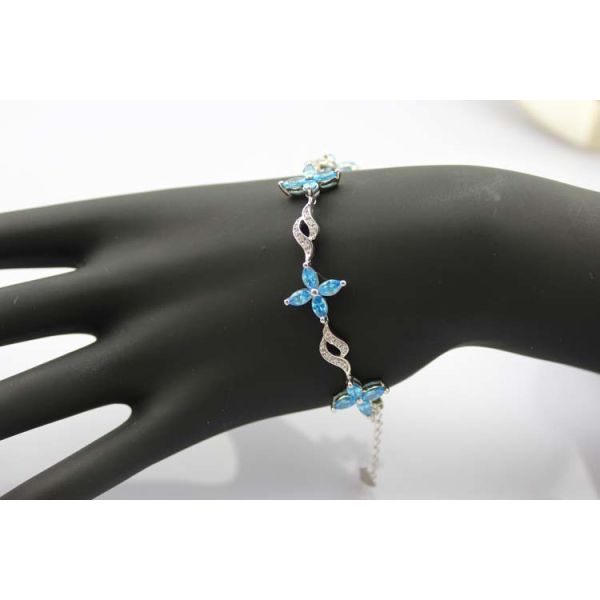 925 Silver Jewellery Quatrefoil Blue Topaz Cubic Zircon Tennis Bracelet (B04BLUE)