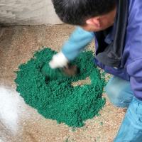 Esparadrapo de borracha da migalha da anti colagem líquida UV para o campo de jogos de borracha dos grânulo