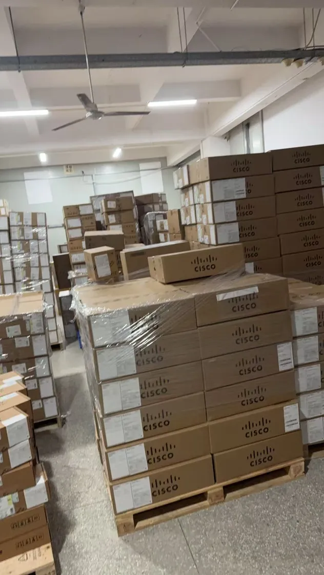 C8500-12X Advanced Network Router with Robust Security Features