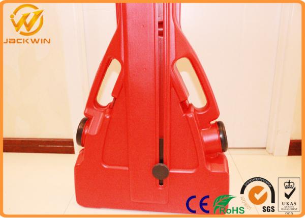 Crowd Control Adjust Plastic Traffic Barriers Portable Barricade Extensible Length 2.2 meters