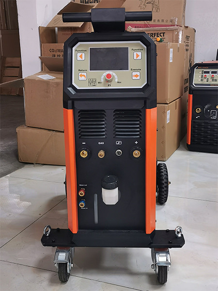 Multi функциональный сварщик DC AC TIG с дисплеем LCD полного цвета
