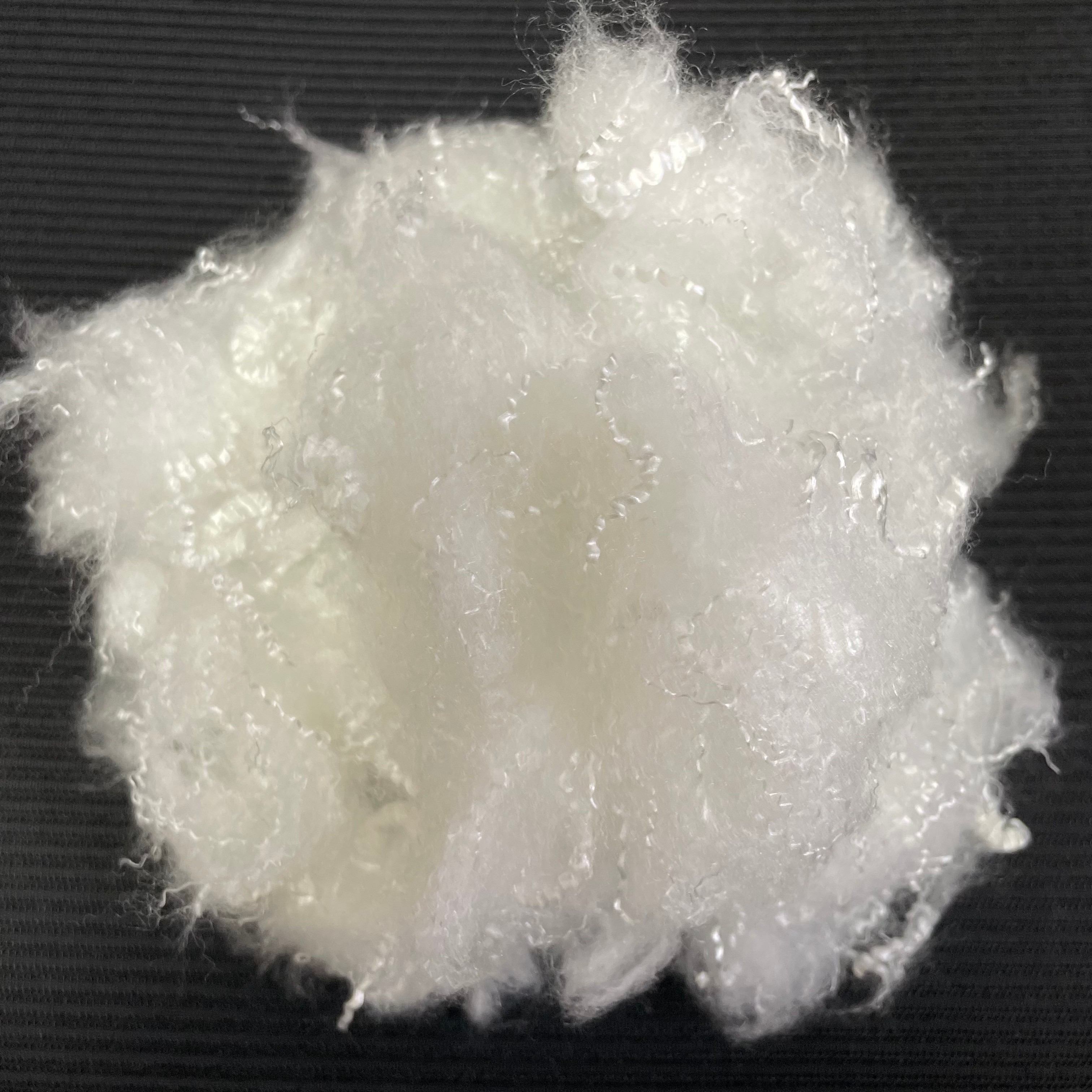 Recycled imitation down fiber，Environmental protection and high utilization rate.Super Soft Imitation Down Fill Fiber for Garment, Bedding & Sleeping Bags