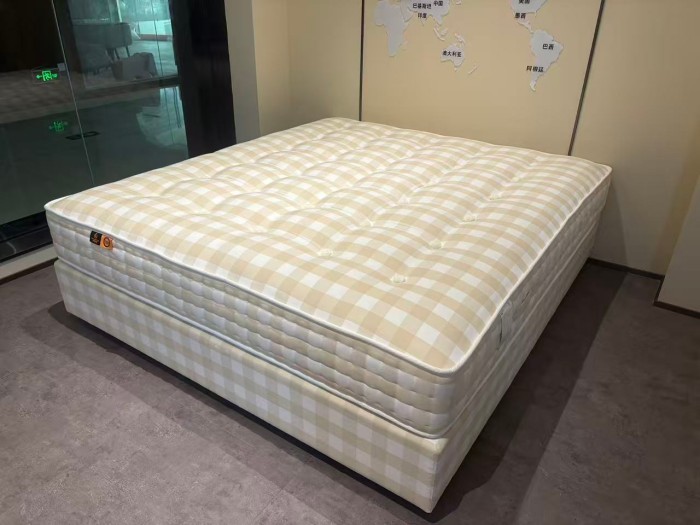 Luxury Hand Tufted Mattress Horse Hair Filled Individual Pocket Spring System