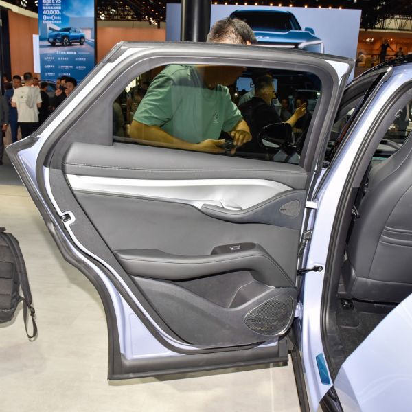 Byd Sea Lion 2024 550 Four-Wheel Drive Smart Aviation Version Closed Body Type EV Car