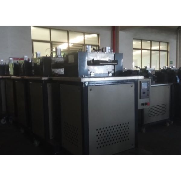 500kg/H Max Output Plastic Cutting Equipment , FPB-250 Plastic Film Cutting Machine