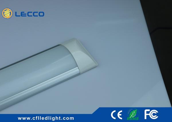 Tri Proof 2ft T8 LED Tube Light 6000K 20W Ceiling Mounted 100 LM / W