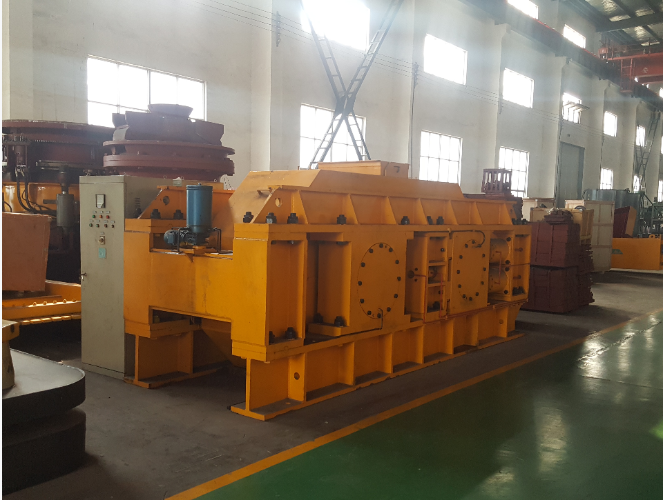 Dia 1500mm дробилки 100t/H крена известняка Argillaceous Toothed