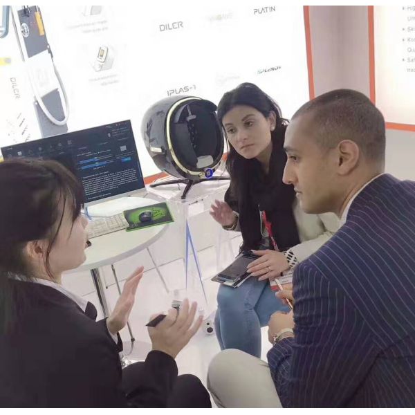 Comprehensive Facial Analysis Equipment 8D Magic Mirror Professional Skin Analyzer for sale Multi Languages