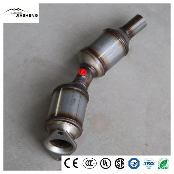                  Toyota Prius Competitive Price Automobile Parts Exhaust Auto Catalytic Converter with Euro V             