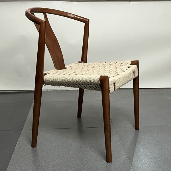 Restaurant Stackable Design Wood Dining Chair with Adjustable Height and Mail Packing