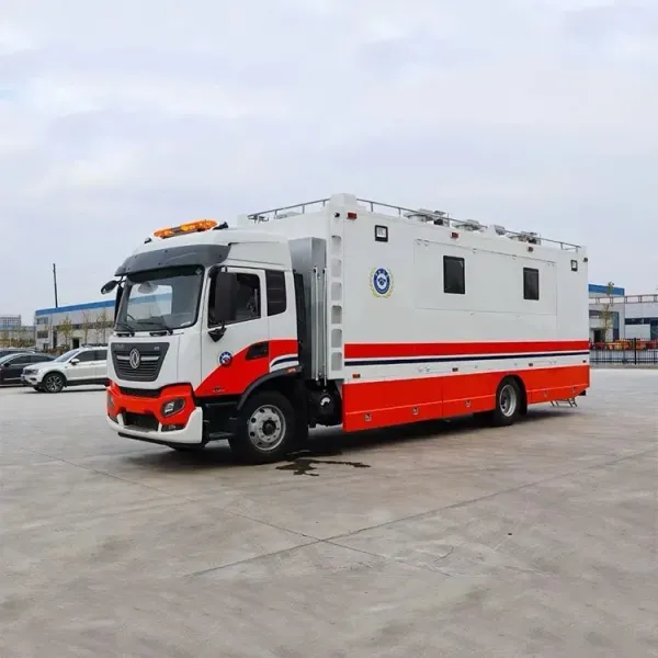 Excellent DFAC 4X2 Mobile Kitchen Food Truck with Stainless Steel Kitchenware for Serving 200 Person′ S Food Supply