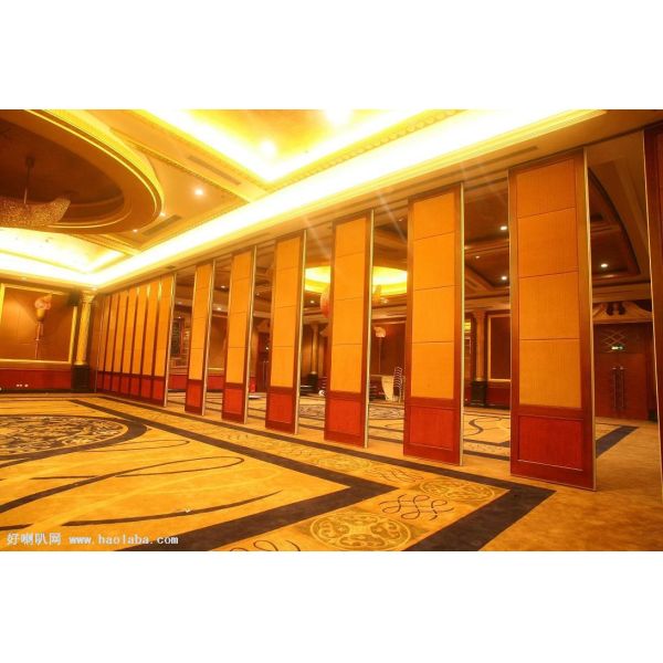 Puertas deslizantes del espejo de la galería de arte, resbalando las puertas del cuarto de baño para la sala de reunión