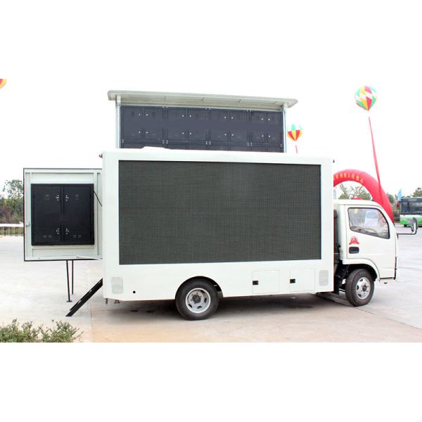 Moving LED Display Advertising Truck With Stage Lifting System For Outdoor Showing
