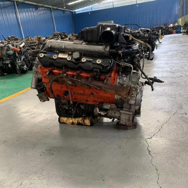 10PE1 Isuzu Diesel Engine 6 Cylinder 150 Horsepower Turbocharged