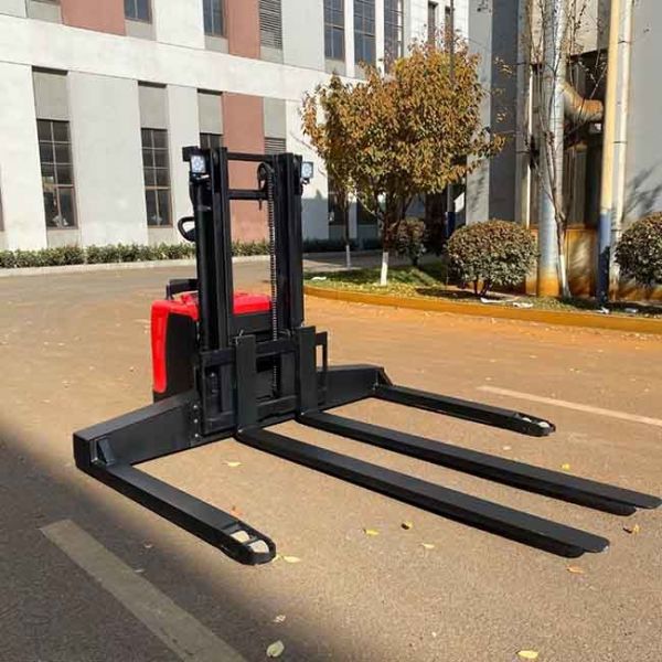 Standing Electric Straddle Stacker Warehouse Counterbalance Pallet Stacker 2Ton