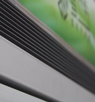 Cold Drink 1260L Beer Upright Glass Door Freezer 220V To 240V