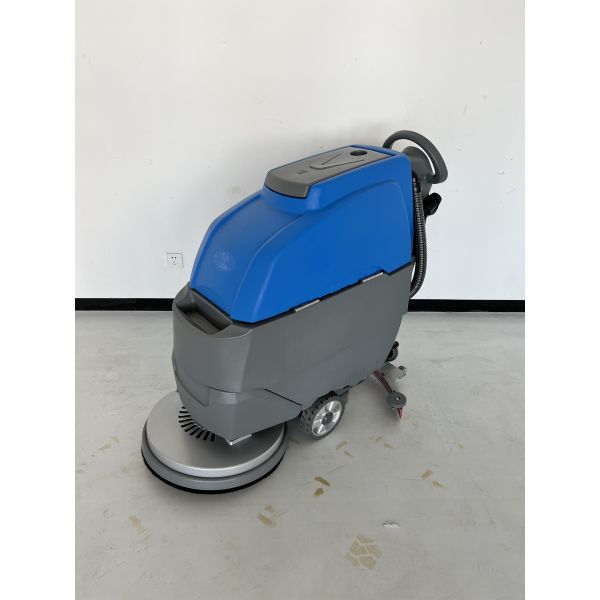 Caminante eléctrico de la calle con vacío detrás de la batería Limpiador mecánico de carreteras