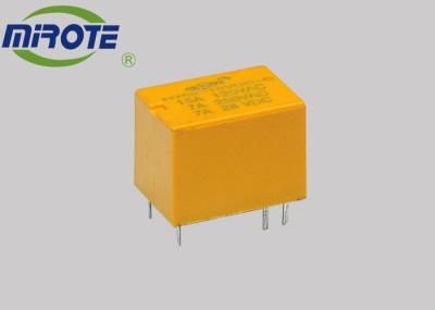 A tampa amarela 6 prolonga 24v o tipo automotivo 15x12x10mm do ampère SPDT do relé 15