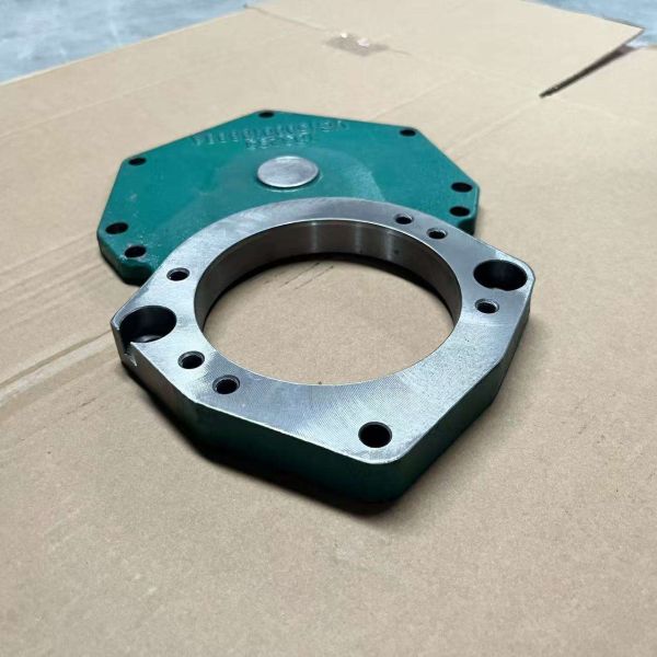Truck Spare Parts Camshaft Gear Cover VG1500010008A Fits for HOWO WD615